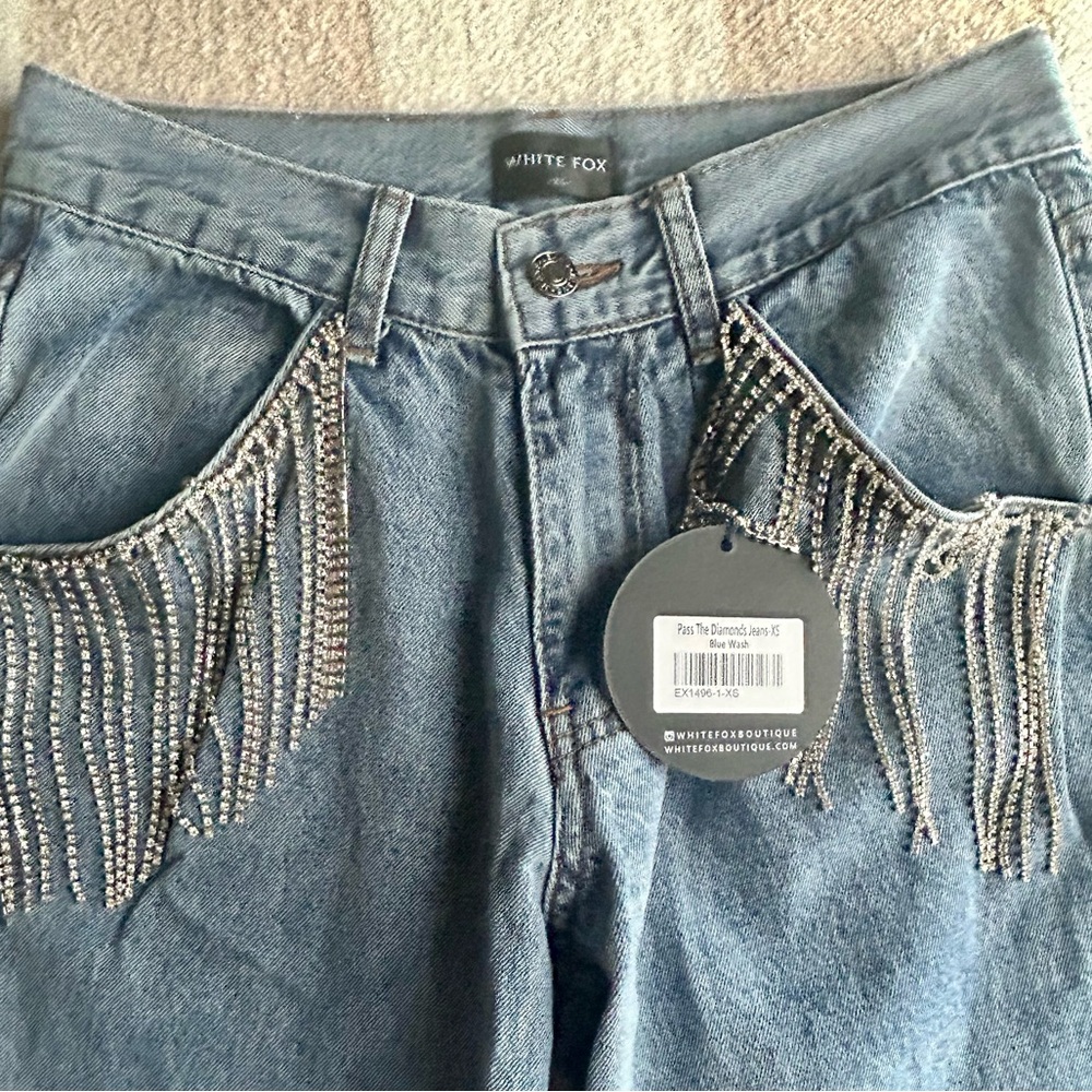White fox boutique pass the diamond jeans